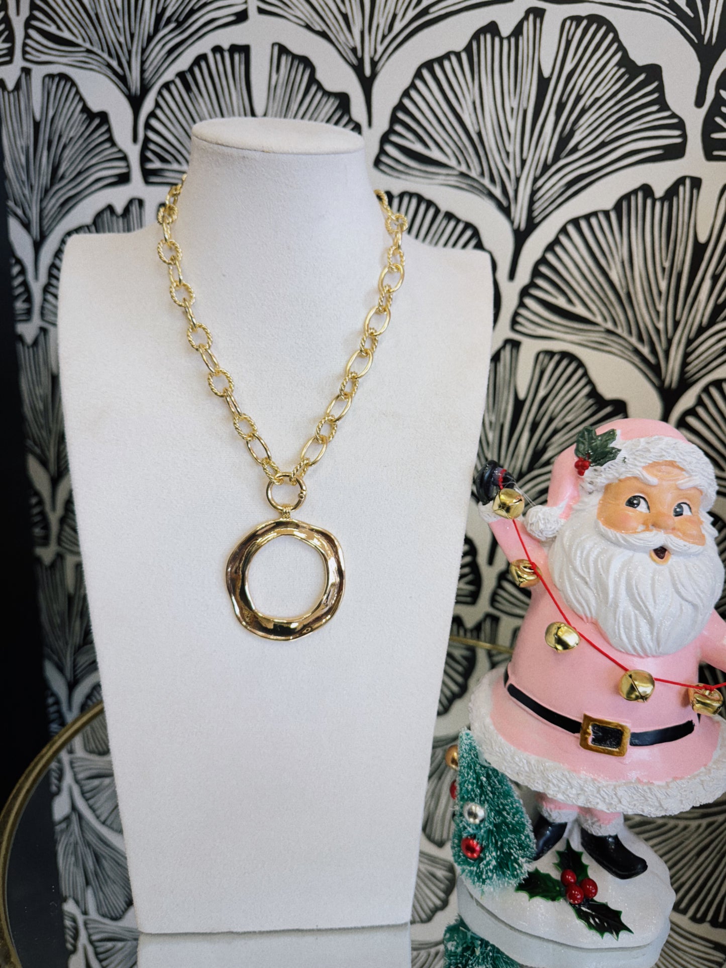 Circle Up Necklace