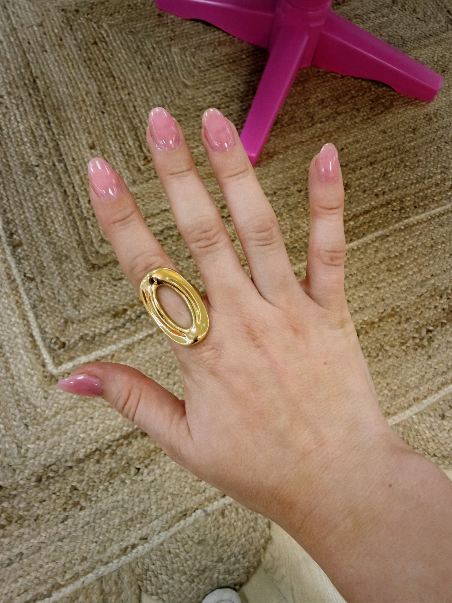 Oval Ring