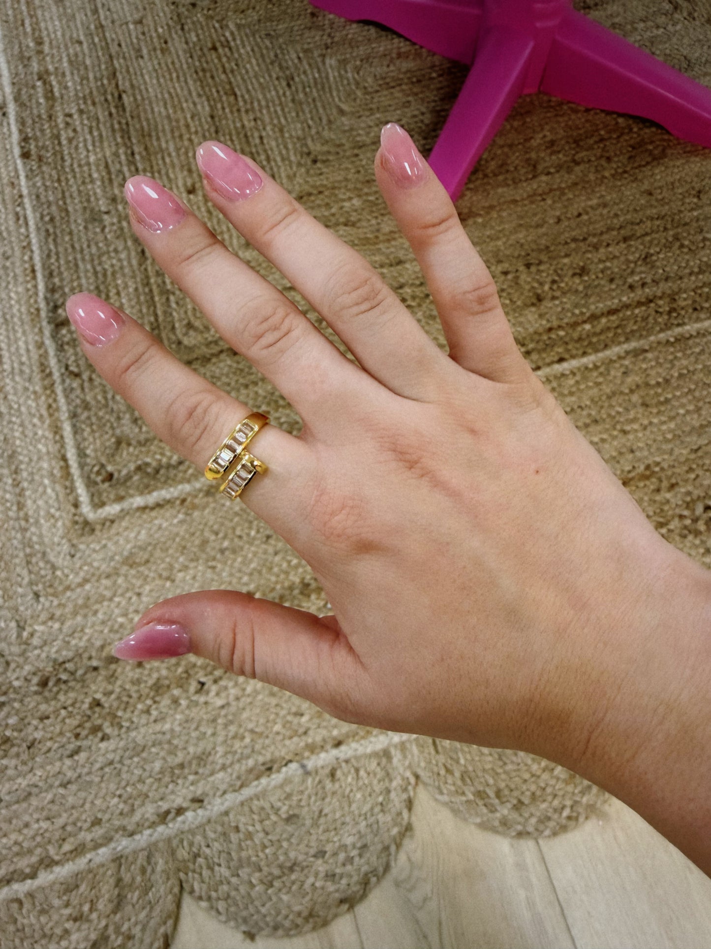 Twist Ring