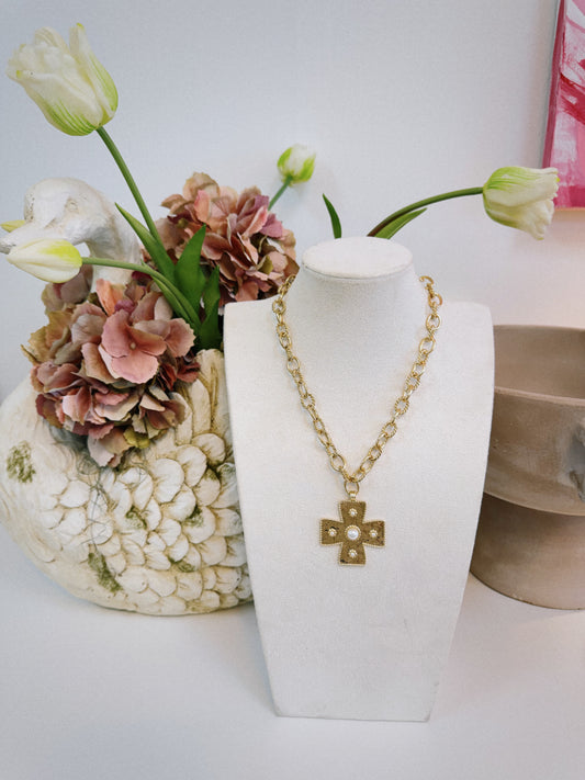 The Bold Beauty Necklace