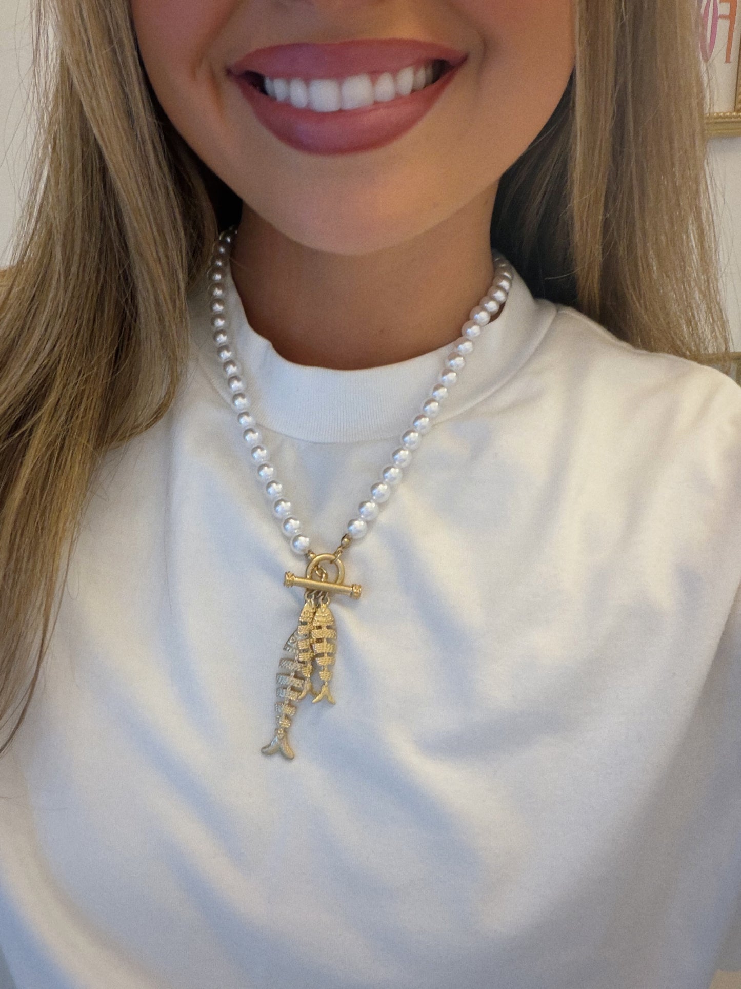 The 3 Fish Pearl Necklace