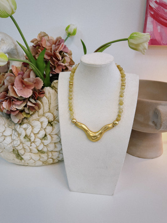 The Golden Curve Necklace - Tan
