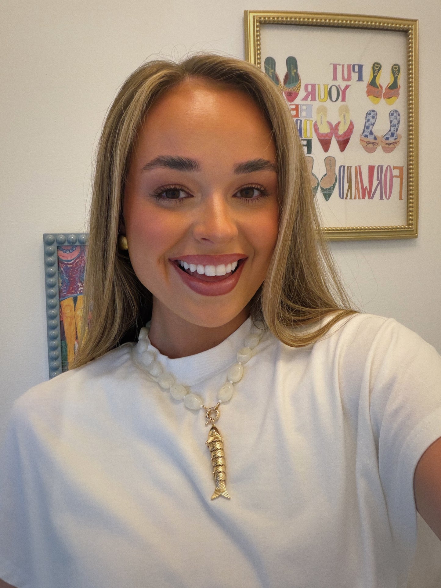 Lucky Catch Necklace - White
