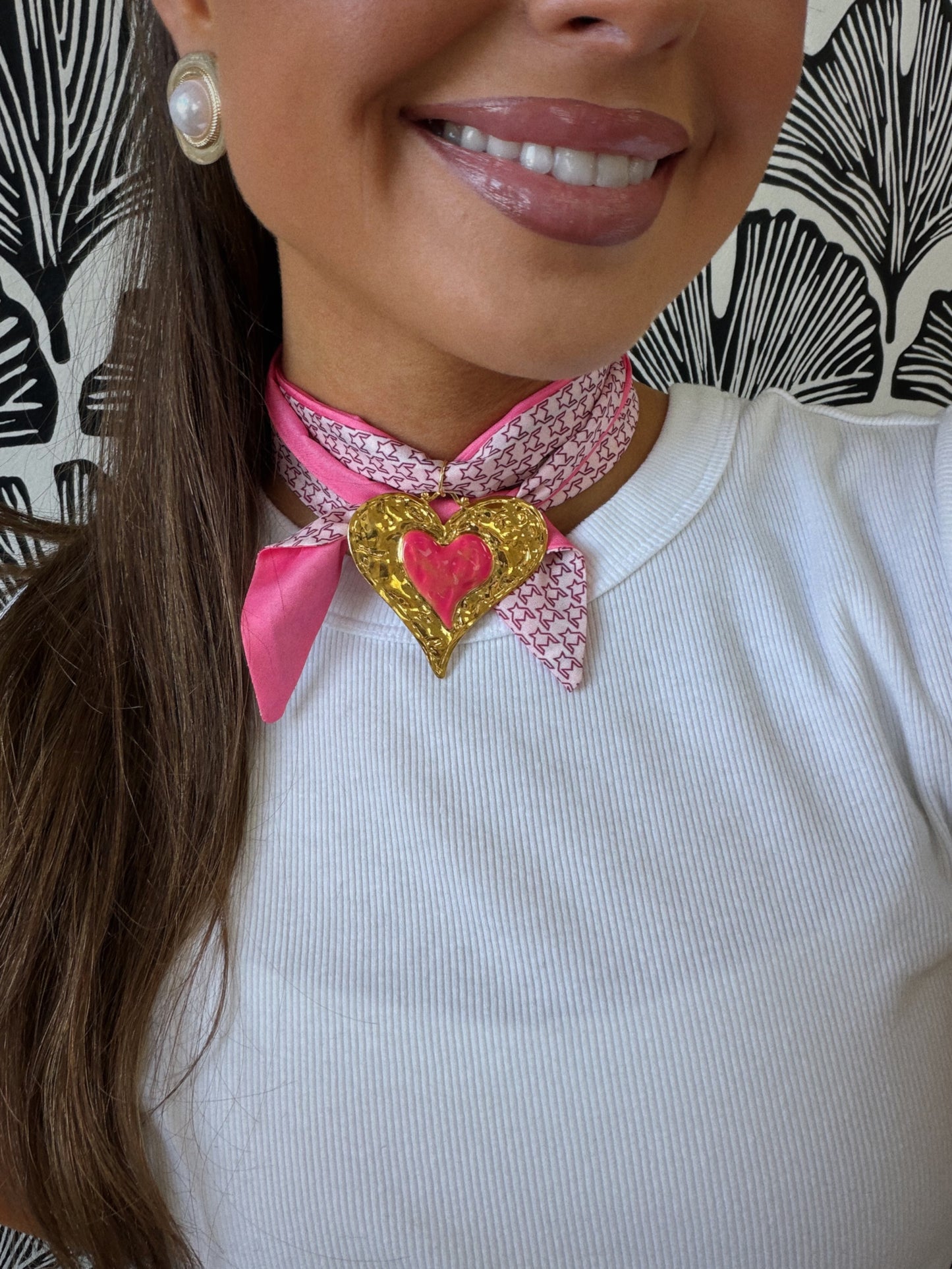 Candy Kiss Scarf Necklace