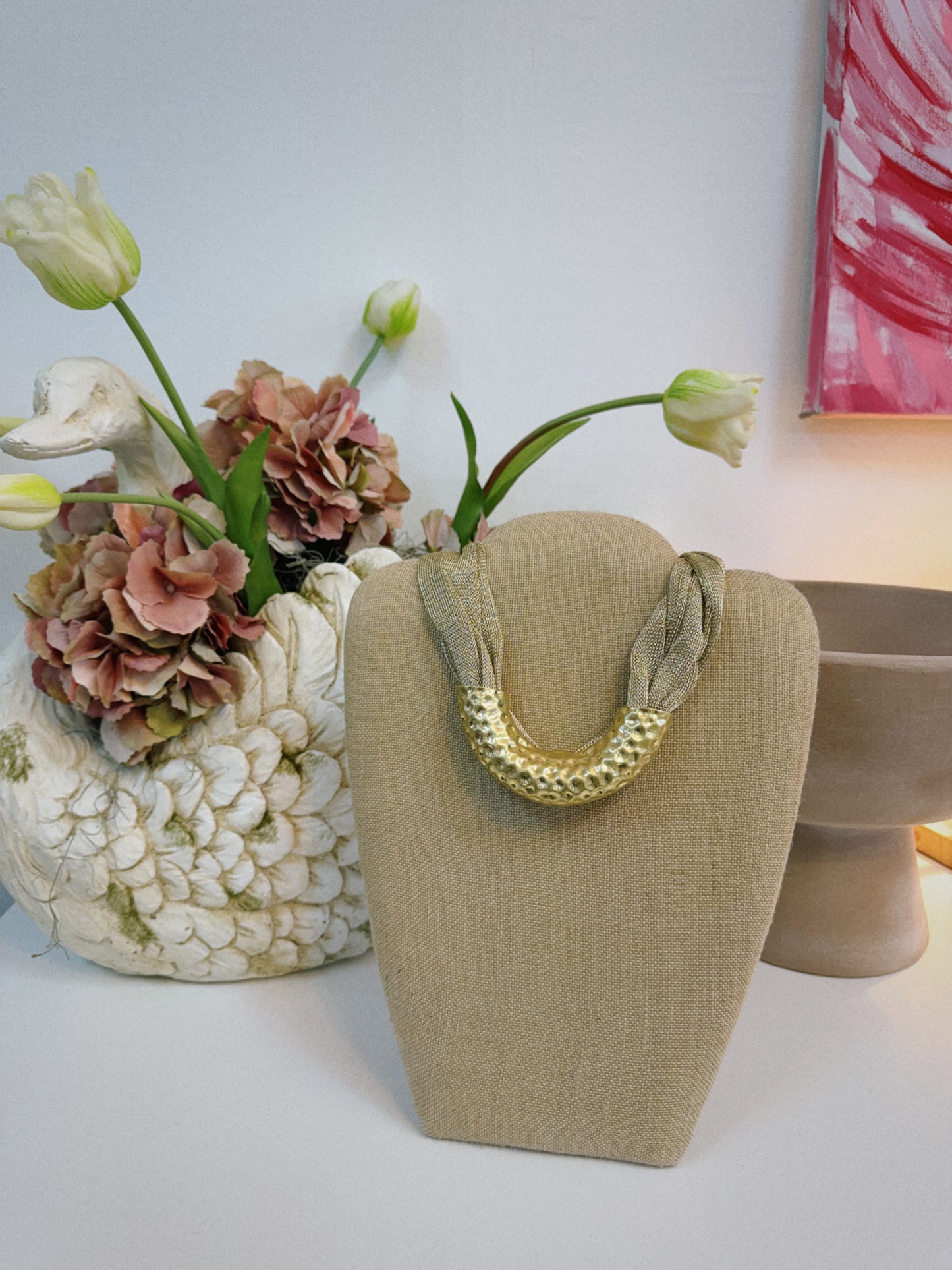 The Golden Curve Necklace
